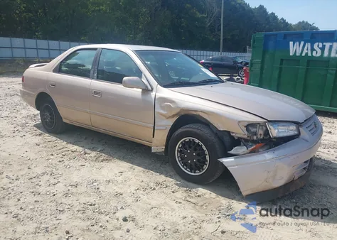 1999 Toyota Camry Le z USA, uszkodzony, nr VIN 4T1BG22K1XU406852